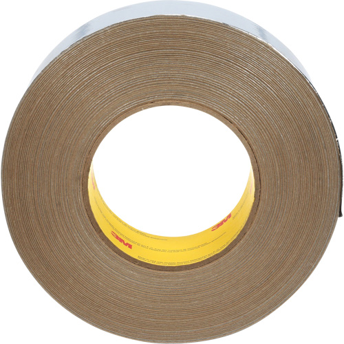 Ruban en aluminium Venture Tape, &eacute;paisseur 2,7 mils, 48 mm (1-7/8") x 91,4 m (299,9') St. Lawrence Industrial & Safety Supply