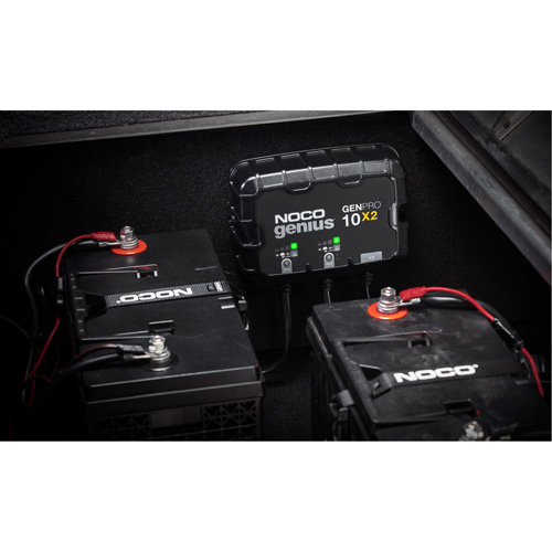 Chargeur de batterie embarqu&eacute; &agrave; 2 sorties de 20 amp&egrave;res GenPro10X2 Genius St. Lawrence Industrial & Safety Supply