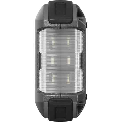 D&eacute;marreur d'appoint, survolteur, banque d'alimentation et lampe de poche JumpSurge1500 St. Lawrence Industrial & Safety Supply