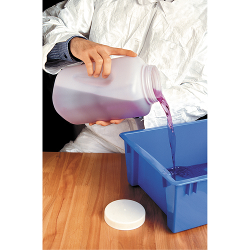 Bouteilles, Ronde, 128 fl. oz., Plastique St. Lawrence Industrial & Safety Supply