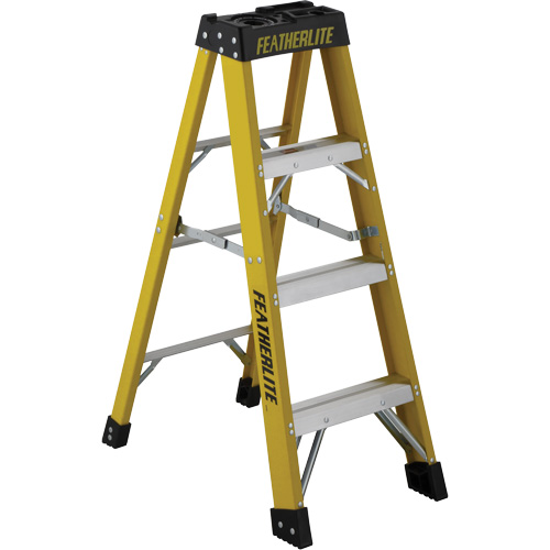 Industrial Heavy-Duty Stepladders (6900 Series), 4', Fibreglass, 300 lbs. Capacity, Type 1A St. Lawrence Industrial & Safety Supply