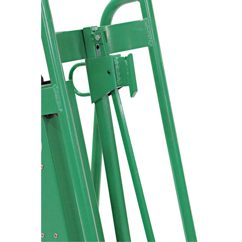 Diable pour baril motoris&eacute; avec roues pneumatiques St. Lawrence Industrial & Safety Supply