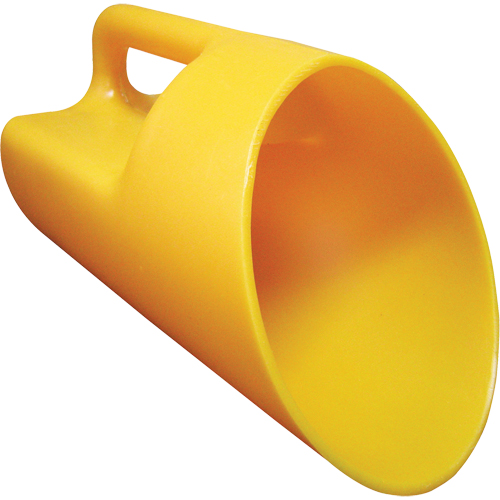 Pelle &agrave; main en poly&eacute;thyl&egrave;ne pour sel et sable St. Lawrence Industrial & Safety Supply