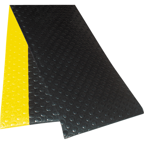 Tapis &agrave; surface &agrave; bulles Sof-Tred No 417 avec Dyna-Shield, &agrave; bulles, 4' x 60' x 1/2", Noir, PVC St. Lawrence Industrial & Safety Supply