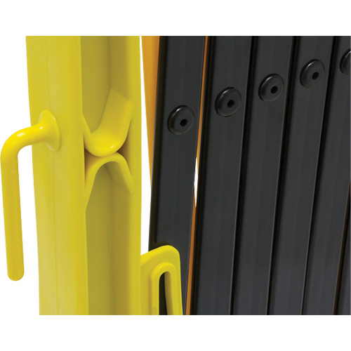 Barri&egrave;re Xpandit, 36" h x 11,5' lo, Noir/Jaune St. Lawrence Industrial & Safety Supply