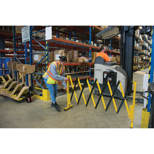 Expandable Barrier, 37" H x 11' L, Black/Yellow St. Lawrence Industrial & Safety Supply