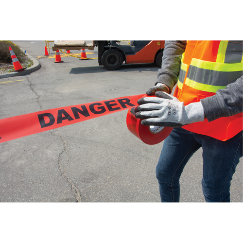 Ruban pour barricade Danger, Bilingue, 3" la x 1000' lo, 1,5 mil, Noir/rouge St. Lawrence Industrial & Safety Supply