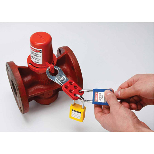Housse de s&eacute;curit&eacute; pour fontaine et dispositif de cadenassage pour robinet &agrave; tournant, Ensemble Vanne/Robinet &agrave; eau St. Lawrence Industrial & Safety Supply