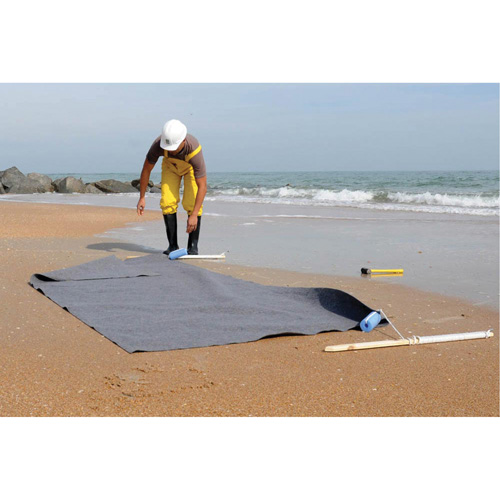 Ultra-Oil Blanket&reg; Kit, Hazmat/Oil Only/Universal, 120" x 60", 8.3 US gal. Absorbancy St. Lawrence Industrial & Safety Supply