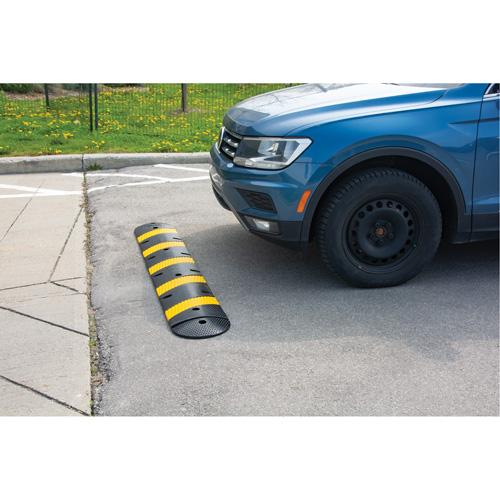 Speed Bump Kit, Rubber, 4' L x 11" W x 2" H St. Lawrence Industrial & Safety Supply