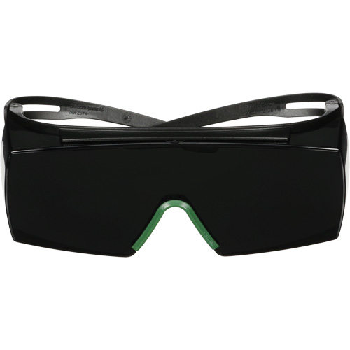 Lunettes de s&eacute;curit&eacute; SecureFit s&eacute;rie 3700 SF3750AS-BLK, Lentille Gris/IR 5.0, Anti-&eacute;gratignures, ANSI Z87+/R&eacute;pond ou surpasse la norme CSA Z94.3 St. Lawrence Industrial & Safety Supply