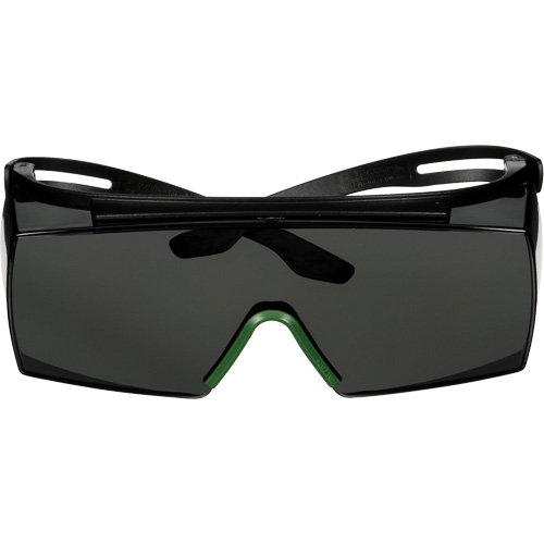Lunettes de s&eacute;curit&eacute; SecureFit s&eacute;rie 3700 SF3730AS-BLK, Lentille Gris/IR 3.0, Anti-&eacute;gratignures, ANSI Z87+/R&eacute;pond ou surpasse la norme CSA Z94.3 St. Lawrence Industrial & Safety Supply