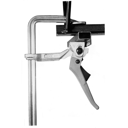 Serre-joints &agrave; levier (s&eacute;rie LC), 8" (203,2 mm), Force de serrage 660 lb St. Lawrence Industrial & Safety Supply