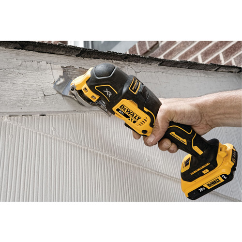 Outil polyvalent oscillant  &agrave; 3 vitesses sans balais Max XR (outil seulement), 20 V, Lithium-ion St. Lawrence Industrial & Safety Supply
