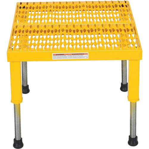 Plate-forme ajustable Step-Mate, 1 marche(s), 23-1/2" la x 19-9/16" lo x 16-1/2" h, Capacit&eacute; 500 lb St. Lawrence Industrial & Safety Supply