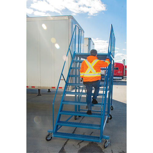 &eacute;chelle &agrave; neige, Acier, 10 Marches, 99" ha, 85-1/2" p, 48" Marche, Stri&eacute; St. Lawrence Industrial & Safety Supply