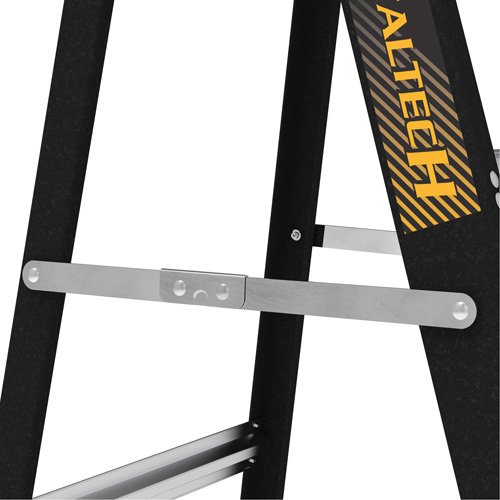 Step Ladder, 4', Fibreglass, 250 lbs. Capacity, Type 1 St. Lawrence Industrial & Safety Supply
