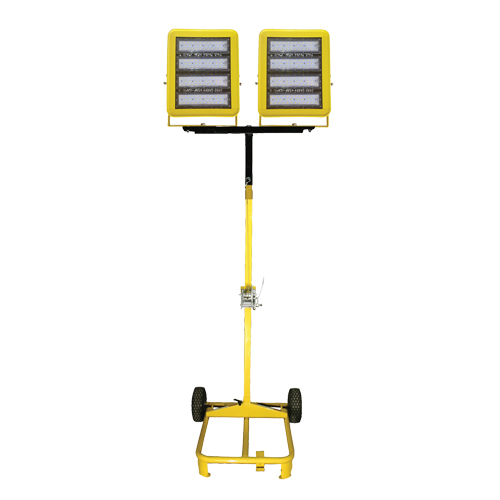 Chariot d'&eacute;clairage &agrave; deux t&ecirc;tes avec treuil, DEL, 400 W, 60 000 lumens, Boîtier en Aluminium St. Lawrence Industrial & Safety Supply
