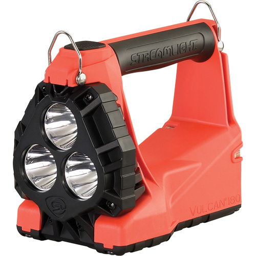 Syst&egrave;me de lanterne multifonctionnelle 180 Vulcan avec support pour v&eacute;hicule, DEL, 1200 lumens, 5.75 hres de fonctionnement, piles Rechargeable, Compris St. Lawrence Industrial & Safety Supply