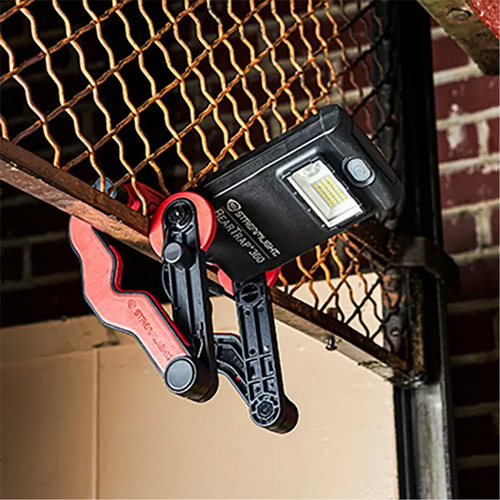 Beartrap&reg; 360 Rotating Work Light, LED, 2000 Lumens St. Lawrence Industrial & Safety Supply