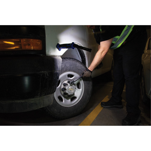 Baladeuse pliante/torsad&eacute;e, Magn&eacute;tique, Rechargeable, 350 lumens St. Lawrence Industrial & Safety Supply