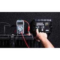 Chargeur de batterie embarqu&eacute; &agrave; 2 sorties de 10 amp&egrave;res Gen5X2 Genius St. Lawrence Industrial & Safety Supply