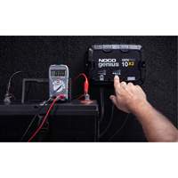 Chargeur de batterie embarqu&eacute; &agrave; 2 sorties de 20 amp&egrave;res GenPro10X2 Genius St. Lawrence Industrial & Safety Supply