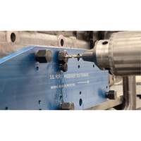 Gabarit de perçage pour installation sur collecteur pour Ford 3,5 L Ecoboost St. Lawrence Industrial & Safety Supply