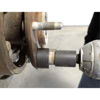 Outil d'installation de goujons de roue St. Lawrence Industrial & Safety Supply