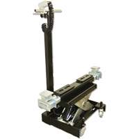 Cric de levage dextr&eacute;mit&eacute; par pare-chocs, Capacit&eacute; de 12 tonne(s), 8" - 15-3/4" h St. Lawrence Industrial & Safety Supply