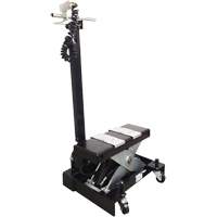 Cric de service de plancher &agrave; profil bas, 12 tonne(s) Capacit&eacute;, 7-1/2" Abaiss&eacute;e, 15" &eacute;lev&eacute;e, Air comprim&eacute;/hydraulique St. Lawrence Industrial & Safety Supply