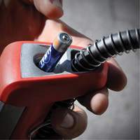 Gonfleur compact num&eacute;rique de pneus s&eacute;rie Pro St. Lawrence Industrial & Safety Supply