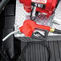Pistolet de distribution automatique rouge pour essence St. Lawrence Industrial & Safety Supply