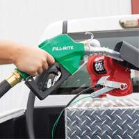 Pistolet de distribution automatique vert pour diesel St. Lawrence Industrial & Safety Supply