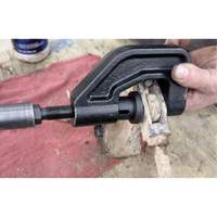 Presse-axe de chape de frein pour camions de classes 6 &agrave; 8 St. Lawrence Industrial & Safety Supply