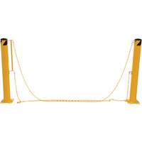 Syst&egrave;me de bornes de protection et chaînes pour quai, Acier, 42" h x 6-5/8" la, Jaune St. Lawrence Industrial & Safety Supply