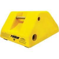 Cale-roue pour &eacute;quipement lourd de 255 tonnes avec poign&eacute;e et trou, Ur&eacute;thane, Jaune St. Lawrence Industrial & Safety Supply
