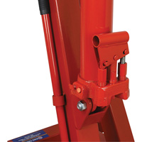 Grues d'atelier escamotables de 2 tonnes, Capacit&eacute; 4000 lb (2 tonnes) St. Lawrence Industrial & Safety Supply