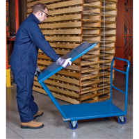 Chariots &agrave; tablettes/plateforme, Acier, 24" la x 36" p x 40" h, Capacit&eacute; de la plateforme 1300 lb St. Lawrence Industrial & Safety Supply