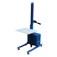 Gerbeur &agrave; plateforme &agrave; &eacute;l&eacute;vation rapide, M&eacute;canisme &eacute;lectrique, Capacit&eacute; de 175 lb, Levage max de 57" St. Lawrence Industrial & Safety Supply
