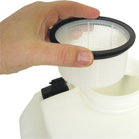 Pulv&eacute;risateurs &agrave; dos ProSeries, 4 gal. (15,1 L) St. Lawrence Industrial & Safety Supply