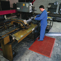 Tapis de s&eacute;rie Competitor, &agrave; fentes, 3' x 5' x 7/8", Orange, Caoutchouc naturel St. Lawrence Industrial & Safety Supply
