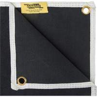 Couverture pour soudage en fibre de verre de 24 oz Lavashield, 6' la x 8' lo, R&eacute;sistance &agrave; la temp. 1000° F St. Lawrence Industrial & Safety Supply