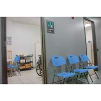 Chaise pliante, Poly&eacute;thyl&egrave;ne, Bleu, Capacit&eacute; 350 lb St. Lawrence Industrial & Safety Supply
