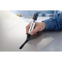 Marqueurs &agrave; peinture Pro-Max, Liquide, Blanc St. Lawrence Industrial & Safety Supply