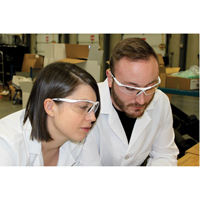 Lunettes de s&eacute;curit&eacute; s&eacute;rie Z1500, Lentille Transparent, Anti-&eacute;gratignures, R&eacute;pond ou surpasse la norme CSA Z94.3 St. Lawrence Industrial & Safety Supply