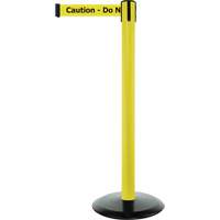 Montant pour syst&egrave;me Advance TensaBarrier, Acier, 36" h, Ruban Noir/Jaune, Longueur du ruban 7,5' St. Lawrence Industrial & Safety Supply