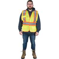 Veste d'arpenteur r&eacute;sistante aux flammes, Jaune lime haute visibilit&eacute;, Moyen, Polyester St. Lawrence Industrial & Safety Supply