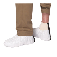 Couvre-chaussures ProShield 30, T-Grand, Polypropyl&egrave;ne, Blanc St. Lawrence Industrial & Safety Supply