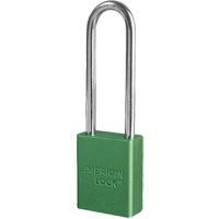 Cadenas de s&eacute;curit&eacute; American Lock, Vert, Cl&eacute;s diff&eacute;rentes, Aluminium, Largeur de 1-1/2" St. Lawrence Industrial & Safety Supply